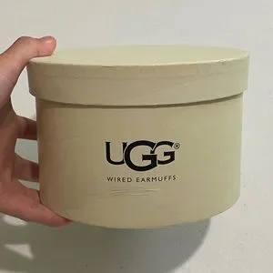 Ultra Rare Ugg Pink Wired Ear Muffs With Box UGG | Accessories | Ultra Rare Ugg Pink Wired Ear Muffs With  main image 4